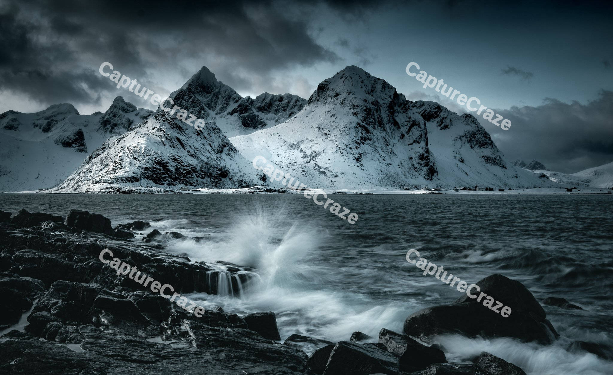 Waves Crashing